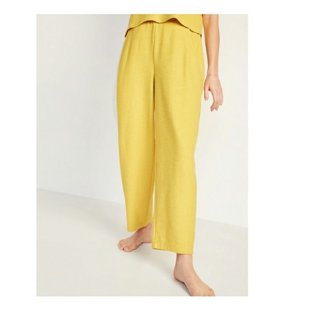 💥SOLD💥Old Navy High Rise Ribbed Straight Leg Sweat Pants
